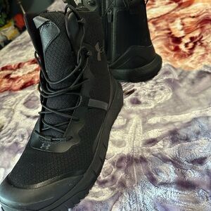 Under Armour Men's Black High-Top Boots